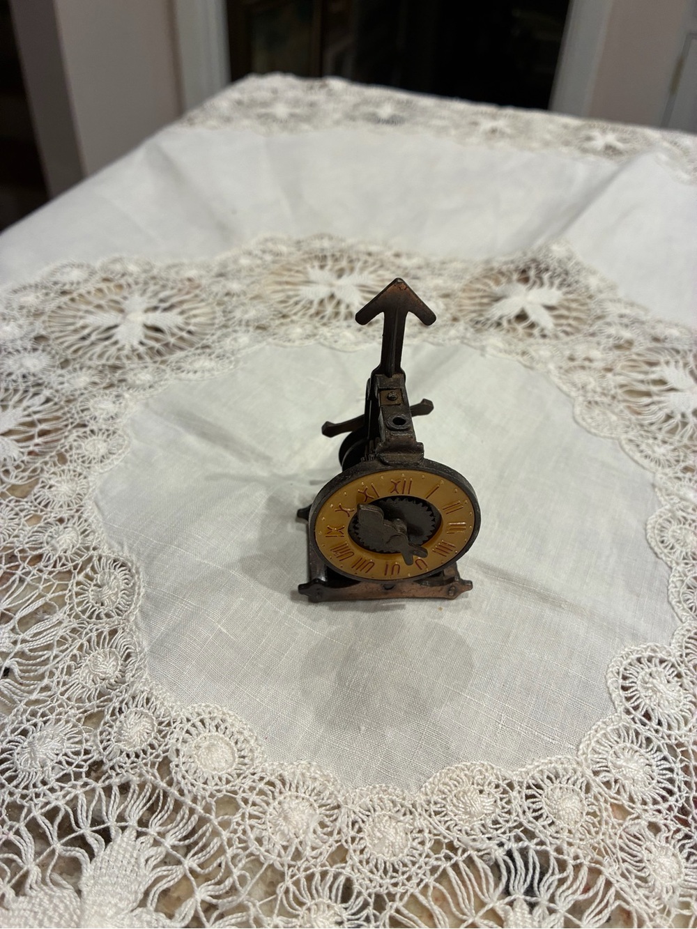 Antique-Style Metal Wheel Miniature Pencil Sharpener